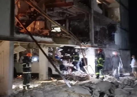 Explosão em condomínio atinge 10 apartamentos e deixa vítimas em Campos de Jordão