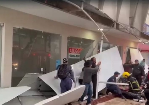 Marquise de prédio desaba sobre grávida e outras duas pessoas 