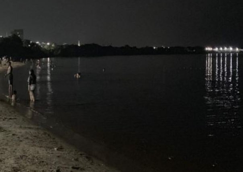 Mulher morre após sofrer afogamento na Praia da Ponta Negra 