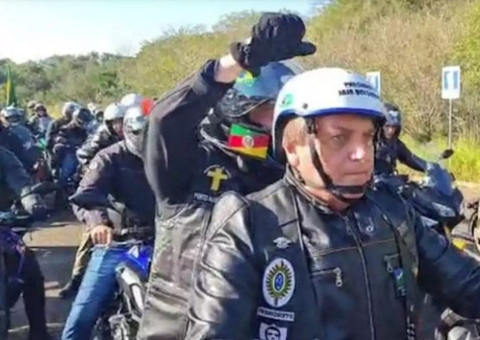 Bolsonaro defende voto impresso após motociata: 'vontade de vocês será cumprida'
