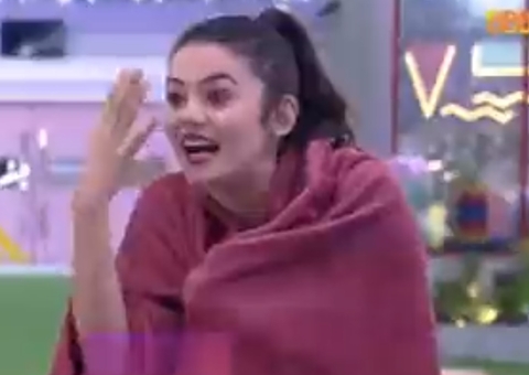 BBB22: Larissa diz que país fez decreto sobre Eslovênia e sister 'pira' ao acreditar