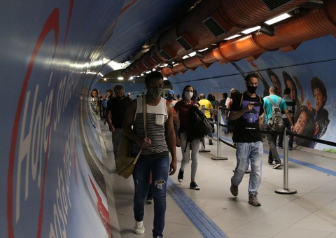 14.661 novos casos de covid foram registrados no Brasil em apenas um dia