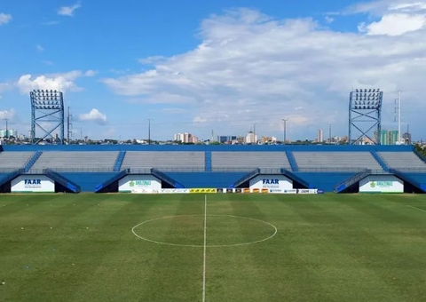 Torcedores do Manaus são detidos pela polícia após tentarem atacar rival 