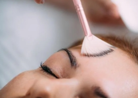 Conselho de Medicina pede suspensão da venda de fenol a profissionais não habilitados