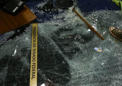 Presidente do Iphan quer que bolsonaristas paguem o restauro de obras destruídas no domingo