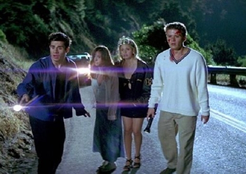 Série 'Eu Sei o que Vocês Fizeram no Verão Passado' ganha data de estreia