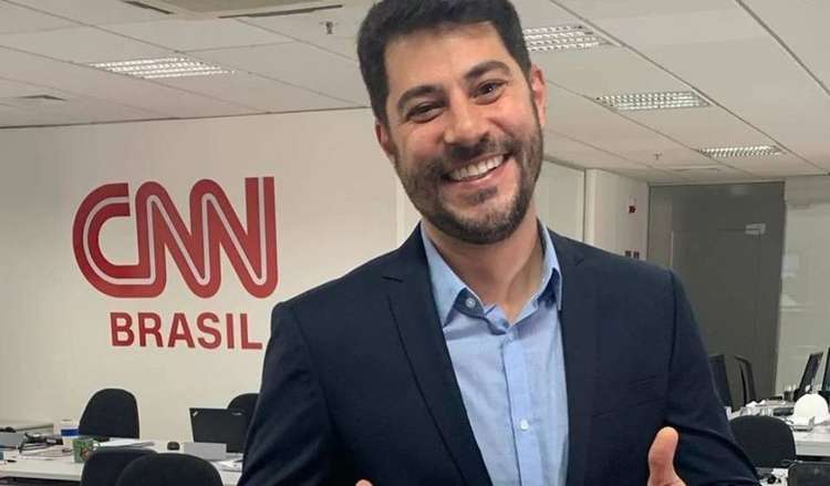 Chateado com a CNN, Evaristo Costa negocia acordo financeiro após demissão