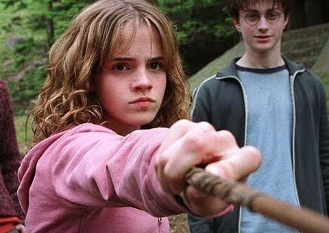 Homem de 42 anos faz teste para Hermione em nova série da Max