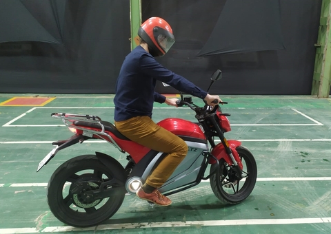 iFood lança moto produzida em Manaus por R$ 10 mil para entregadores