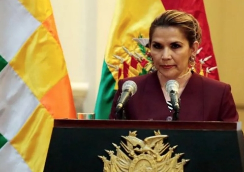 Ex-presidente da Bolívia é presa acusada de terrorismo e conspiração