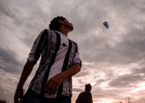 Galeria do Largo recebe exposição 'Entre o Céu e a Terra' de Alonso Jr.