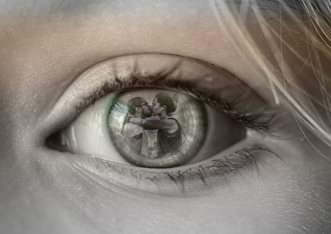 Marido é condenado após levar amante para grupo de oração com esposa 