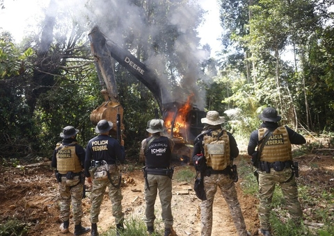 Operação Aurum destrói 10 garimpos ilegais no Amazonas 