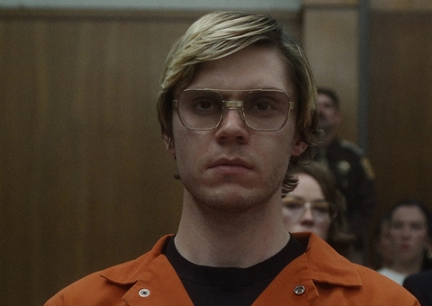 Evan Peters é indicado ao Emmy de Melhor Ator por Dahmer