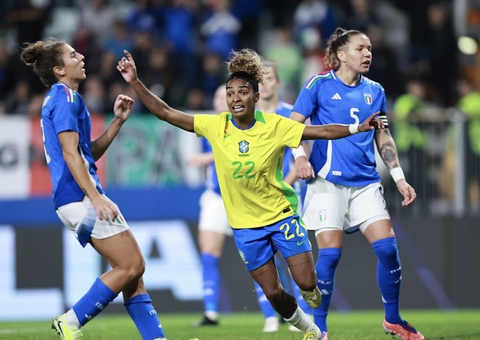 Brasil vence Itália em amistoso internacional