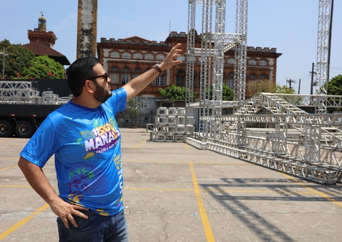 Prefeitura inicia montagem de palco para receber 'Sou Manaus Passo a Paço'