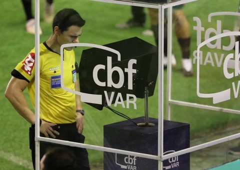 CBF anuncia que árbitros explicarão decisões do VAR durante jogos