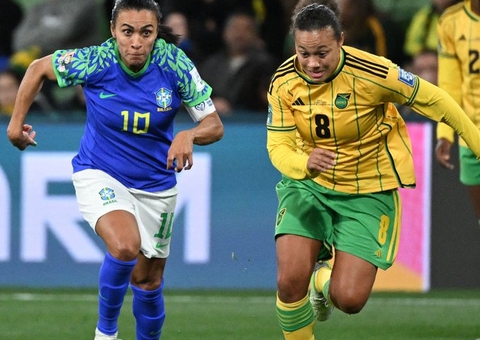 Brasil esbarra em muralha da Jamaica e encerra 1º tempo sem gols