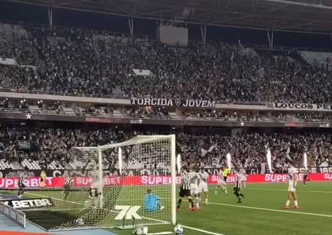 Clássico Carioca: Botafogo vence Fluminense e encerra jejum no Brasileirão