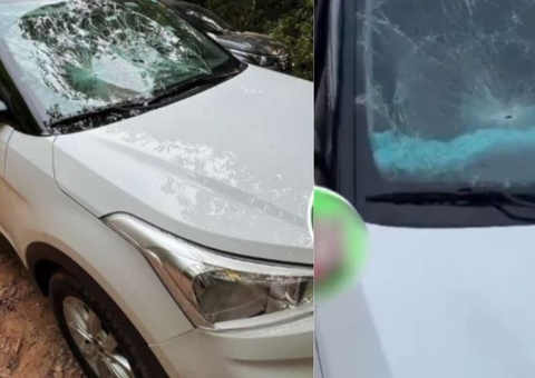 Carro de turista é depredado na Cachoeira do Mutum, no Amazonas; vídeo