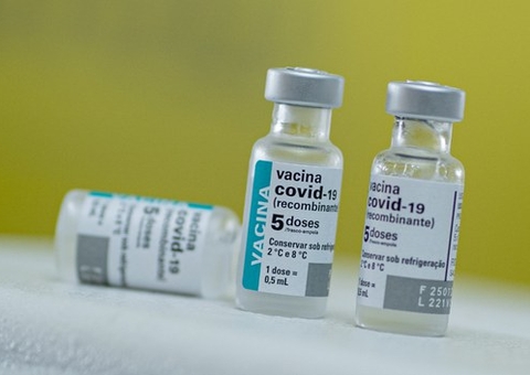 Ministério da Saúde compra 12,5 milhões de vacinas contra a Covid