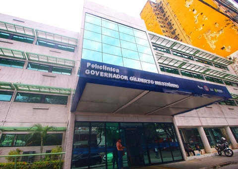 Policlínica Gilberto Mestrinho é alvo de tiros de criminosos em Manaus