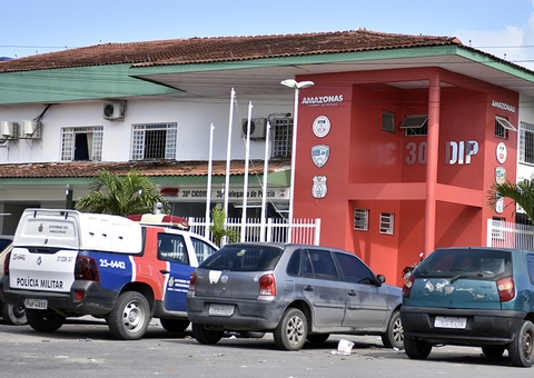 Homem é preso ao registrar boletim de ocorrência em Manaus