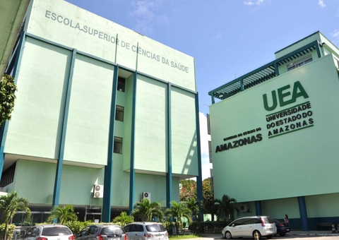 UEA convoca aprovados para matrícula da 2ª chamada do vestibular e SIS