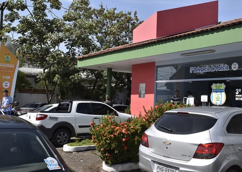 Homem que roubou mototaxistas com ajuda de comparsa é preso em Manaus 