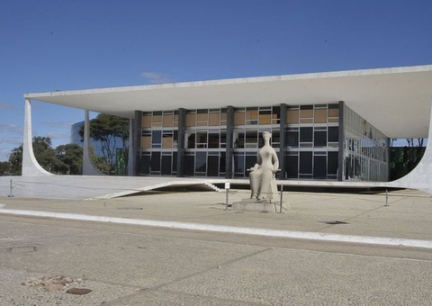 Ministro Kassio Nunes suspende decisão do TSE que cassou deputado paranaense