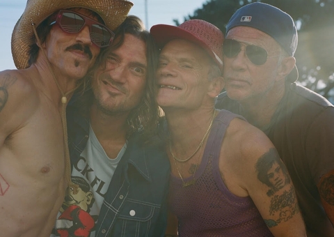 Red Hot Chili Peppers anuncia nova turnê mundial em 2022 com Frusciante