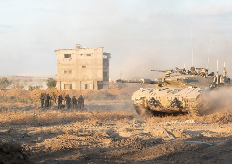 Dez pessoas da mesma família morrem em ataque de Israel à Gaza