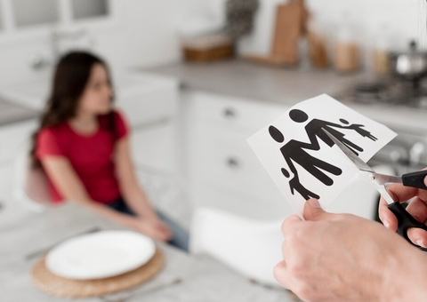 Mesmo com filho menor divórcio pode ser feito em cartório; confira 