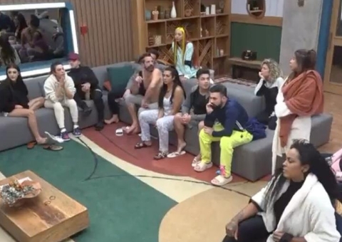 Peões descumprem regra e falam de Bolsonaro em A Fazenda