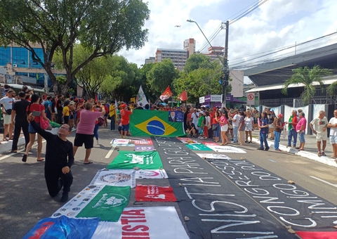 População vai às ruas em Manaus para protestar contra PL da Dosimetria