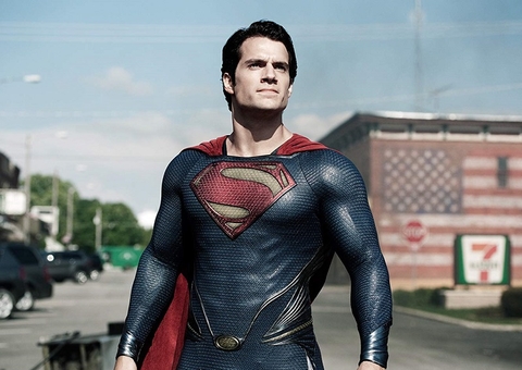 Henry Cavill diz que gostaria de viver Superman de novo nos cinemas