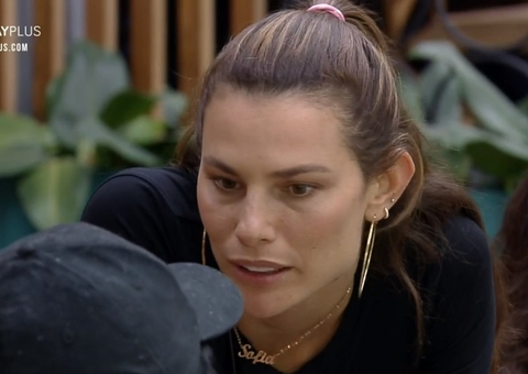 Carro de som invade A Fazenda e manda recado sobre Day e MC Gui