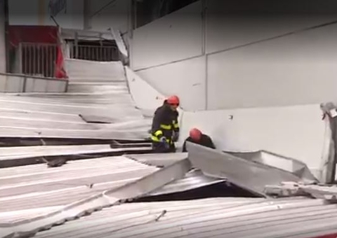 Homem morre esmagado após marquise desabar durante temporal 