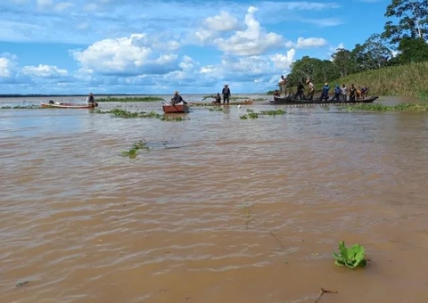 Sem pé, corpo de homem é achado boiando em rio após latrocínio no Amazonas