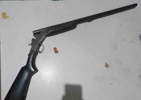 Jovem invade casa, agride ex e tenta matar atual namorado da mulher no Amazonas