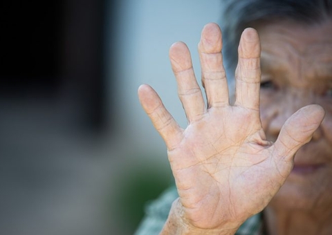 Idoso consegue na justiça limitar descontos de empréstimo; saiba como