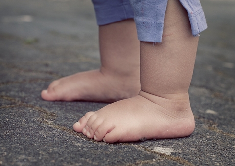 Governo Federal regulamenta pensão especial para filhos de vítimas de feminicídio