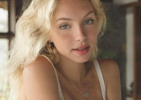 Influenciadora Fefe é hospitalizada após beber querosene com detergente 