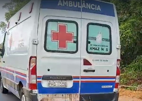 Motociclista morre ao ser atropelado por ambulância no Amazonas 