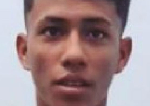 Suspeito de matar médica e empresária em bar se entrega à polícia em Coari