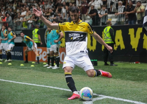 Fellipe Mateus faz 2º gol do Criciúma contra Vasco; vídeo 