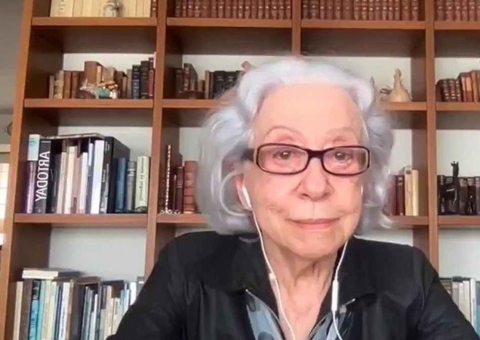 Fernanda Montenegro sofre acidente doméstico aos 92 anos