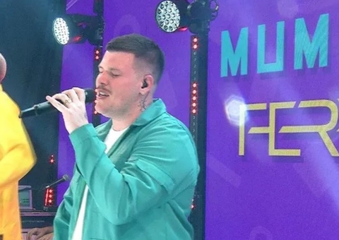 Ferrugem é a atração da festa de hoje no BBB 22