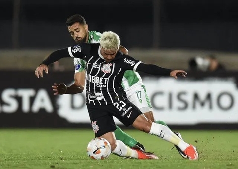 Corinthians deixa escapar vitória em estreia na Sul-Americana e pega o Nacional-PAR