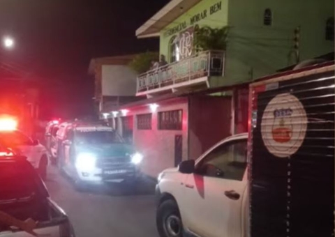 Adolescente é perseguido e executado com 13 tiros dentro de casa em Manaus